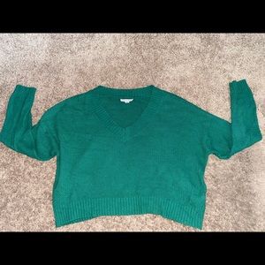 AMERICAN EAGLE CROPPED SWEATER